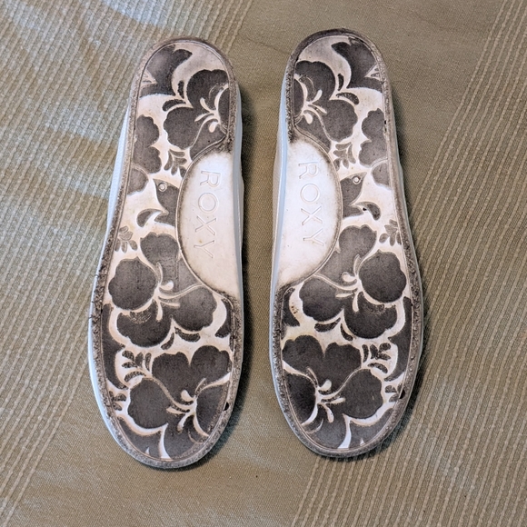 Roxy Bayshore Slip-on Sneakers - Picture 6 of 6